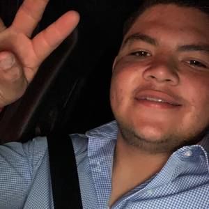 Meet your Posher, Aarón